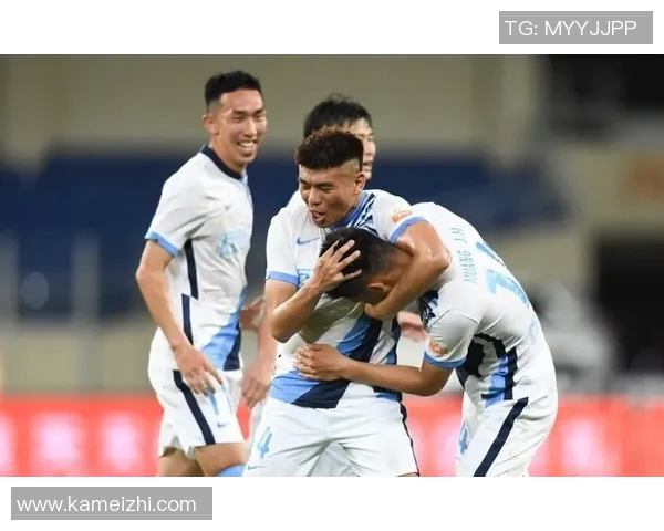 武汉排球队战术解析:从进攻到防守的全面剖析与实践探讨 武汉排球队战术解析:从进攻到防守的全面剖析与实践探讨